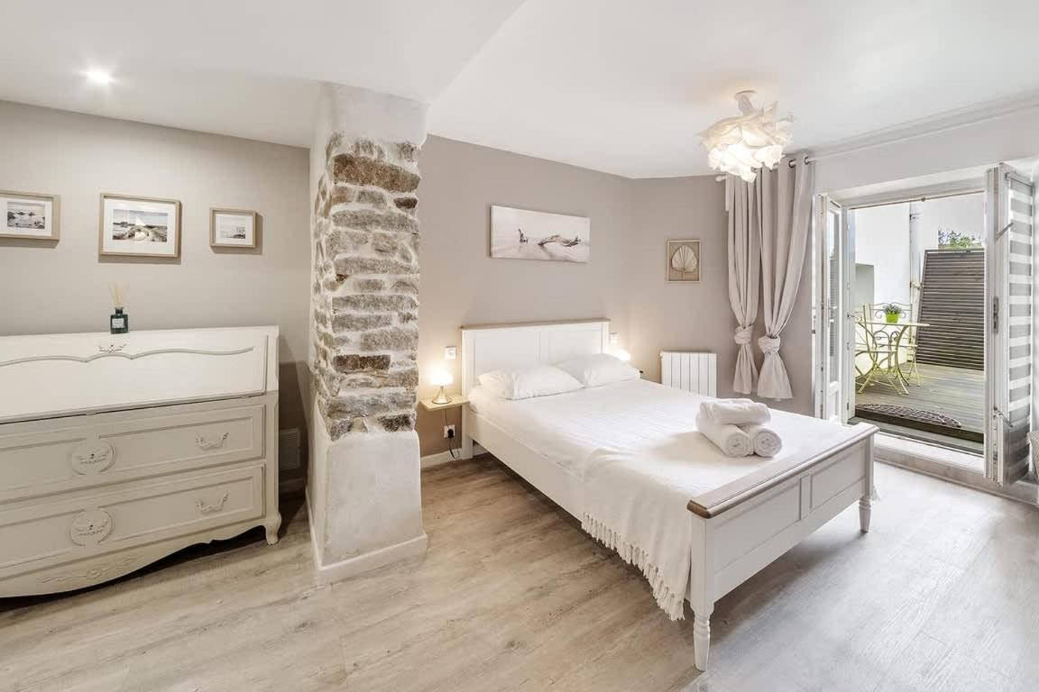 Tassigny - Charmant Appartement/ Terrasse - Port Vannes Zewnętrze zdjęcie